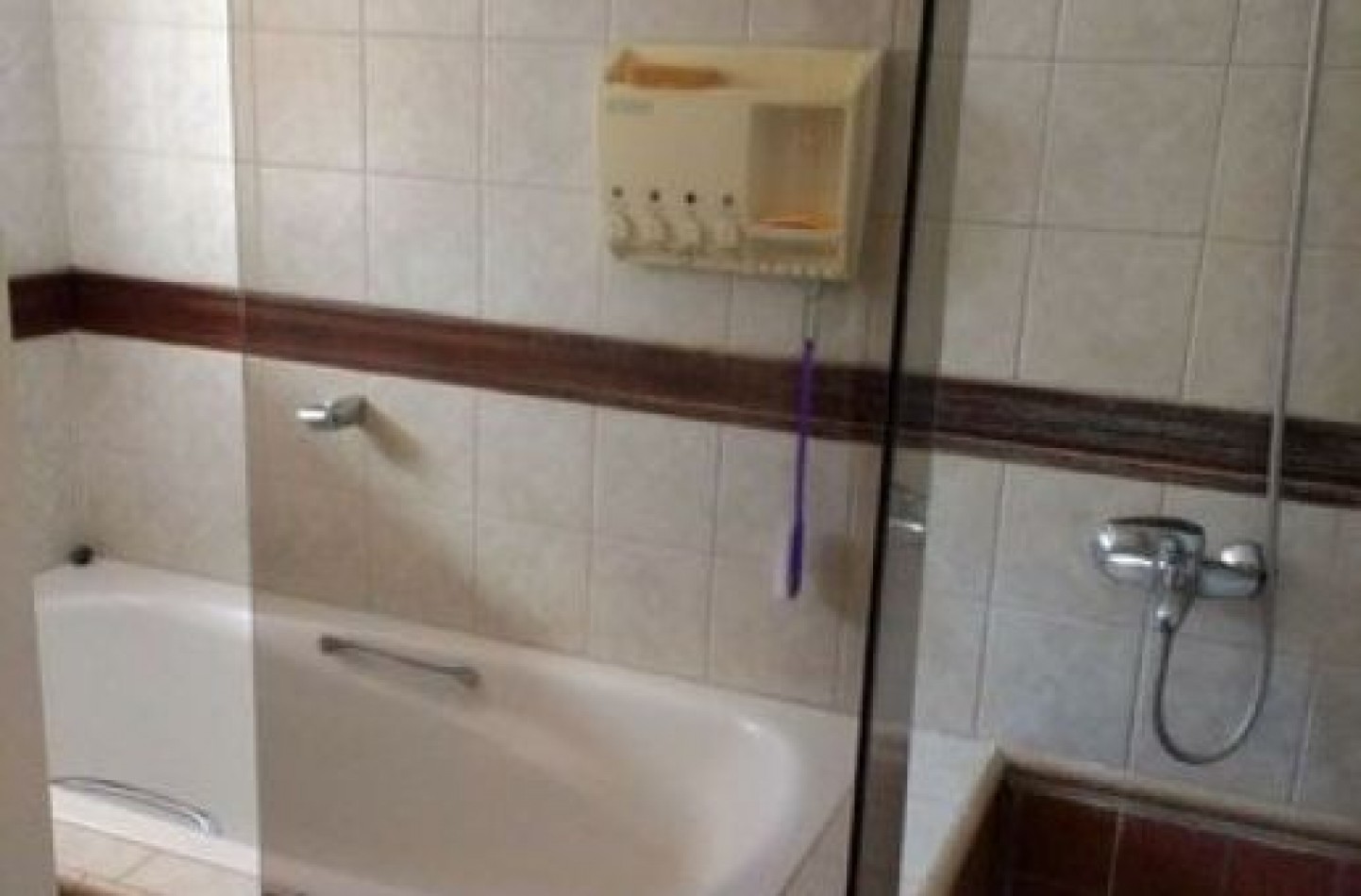 Lijo lopez 1200. Chalet en Venta