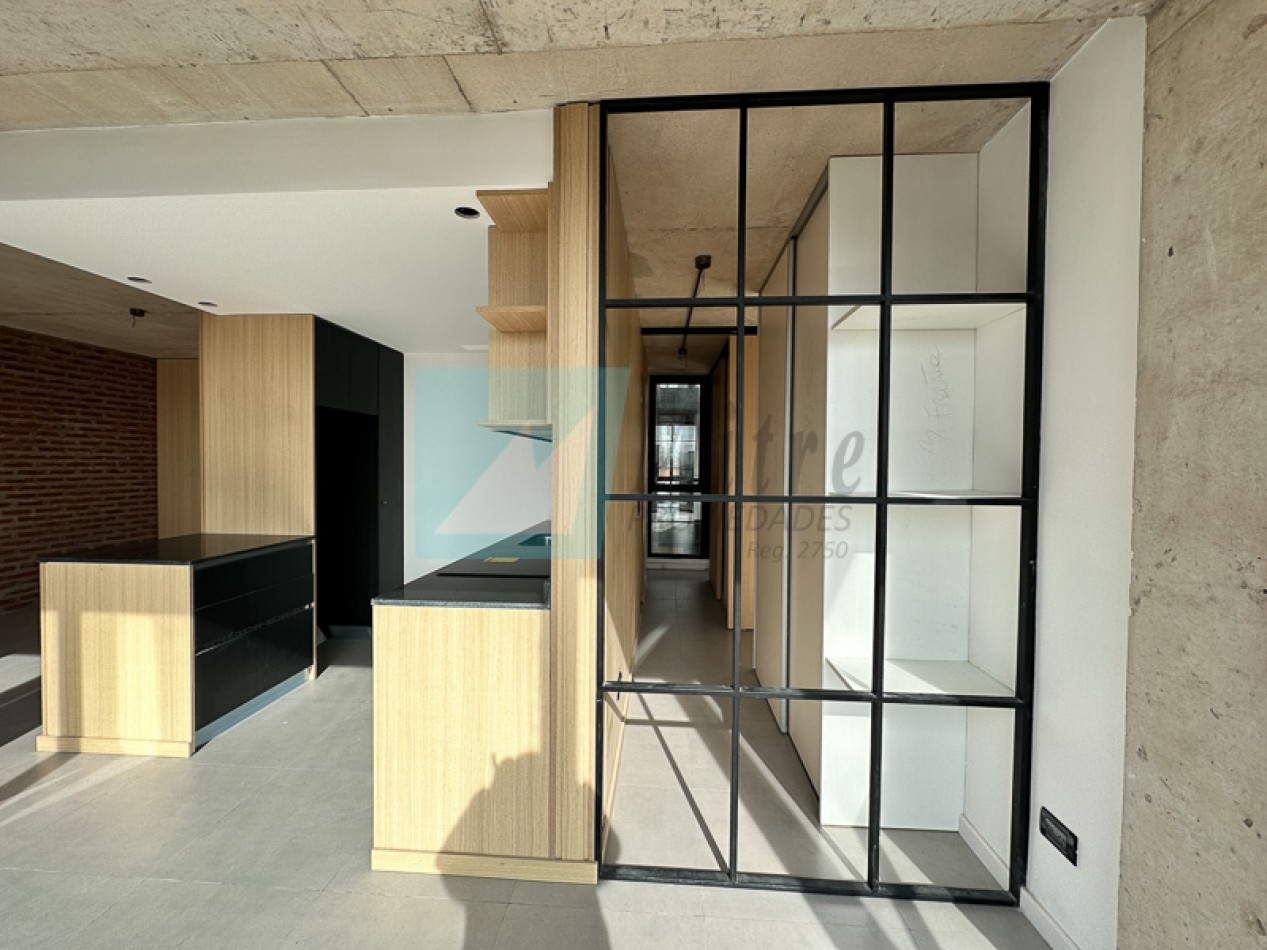 A ESTRENAR SEMIPISO DE 3 AMBIENTES CON COCHERA