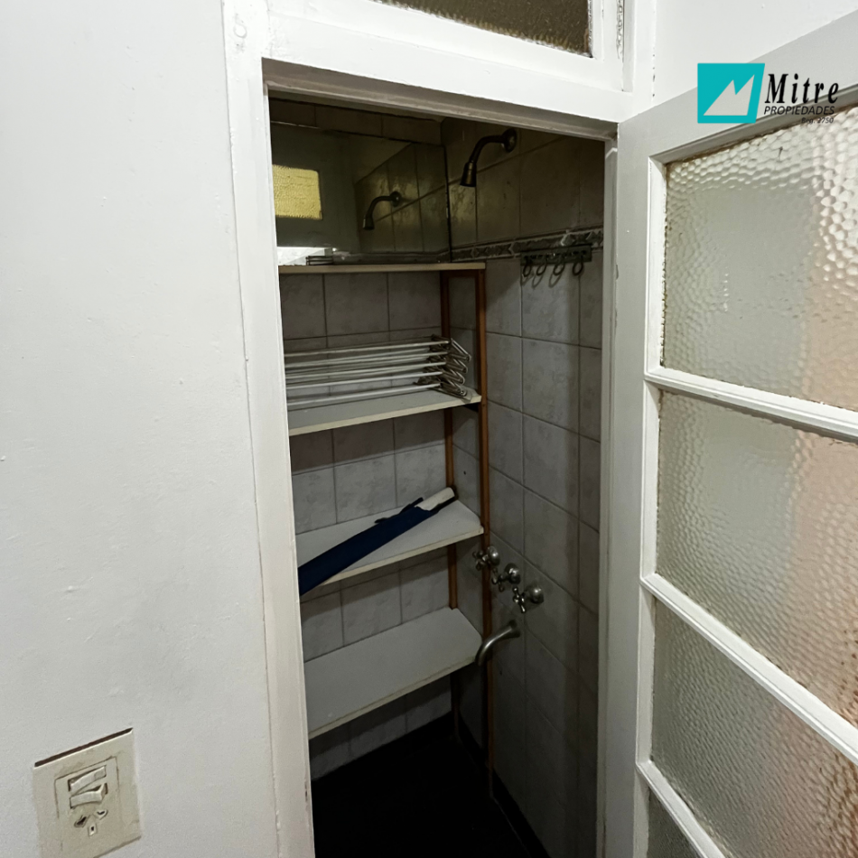 3 AMBIENTES CON DEPENDENCIA A LA CALLE