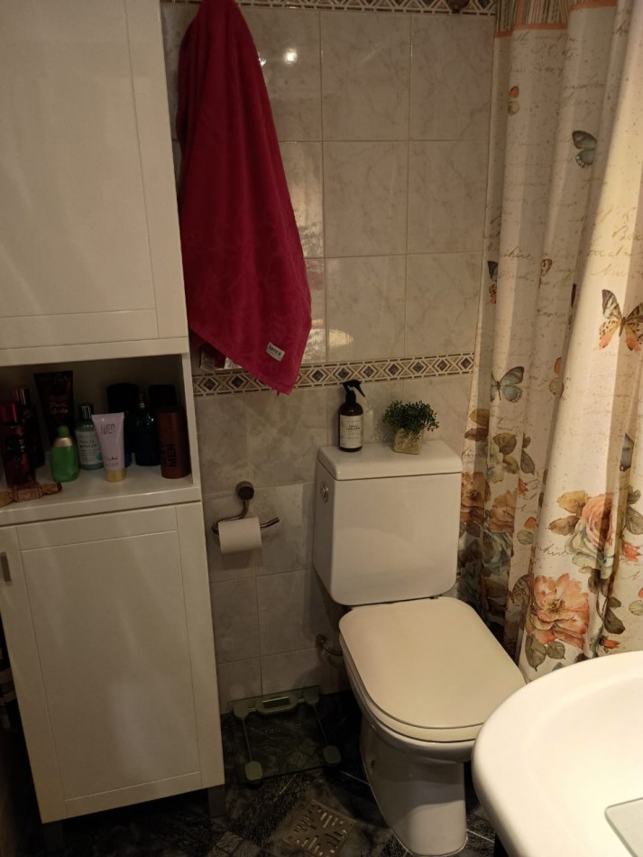 GRAN OPORTUNIDAD!! APTO CREDITO! CHAUVIN - DEPARTAMENTO 4 AMBIENTES 2 BAÑOS. VEREDA DE SOL.  CON COCHERA FIJA, CUBIERTA.