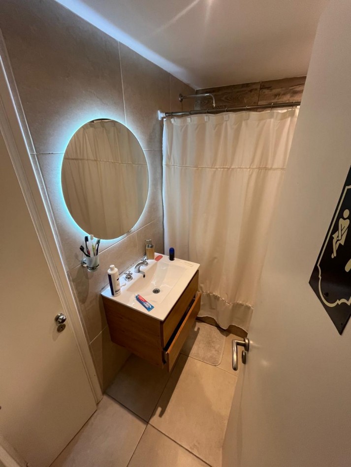 PISO EN PH PLANTA ALTA PLAZA MITRE 