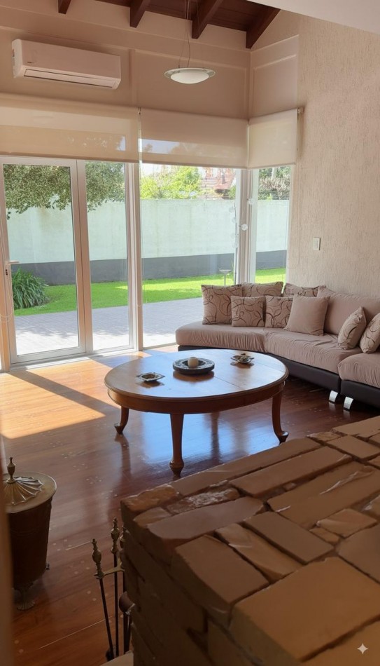 IMPORTANTE CHALET EN ZONA CONSTITUCION