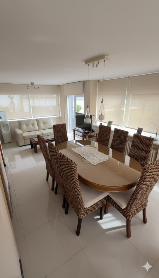 IMPORTANTE CHALET EN ZONA CONSTITUCION