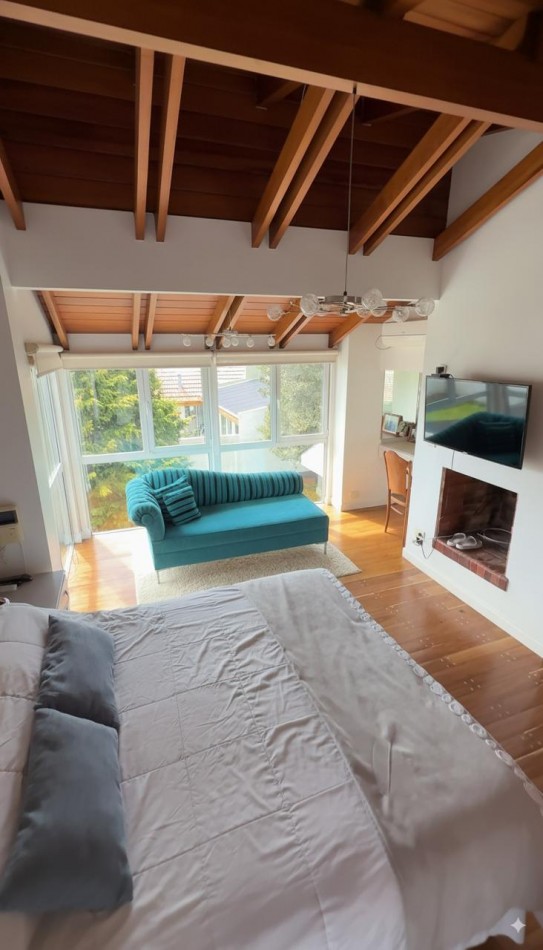 IMPORTANTE CHALET EN ZONA CONSTITUCION