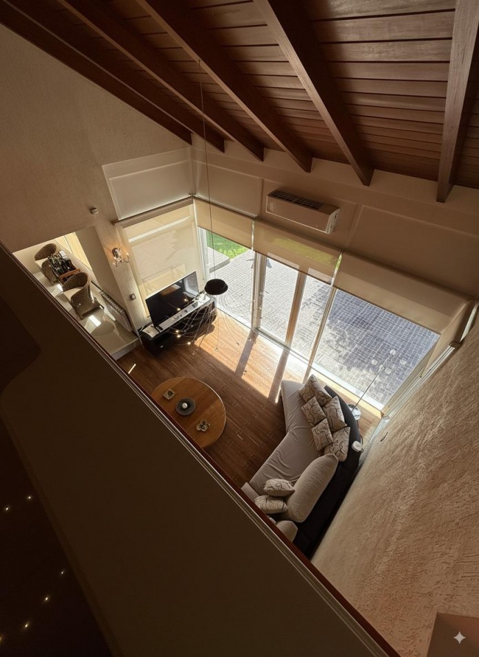 IMPORTANTE CHALET EN ZONA CONSTITUCION