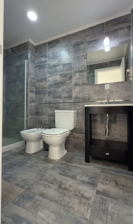 PISO DE 3 AMBIENTES CON COCHERA ZONA TORREON - STEIIA MARIS