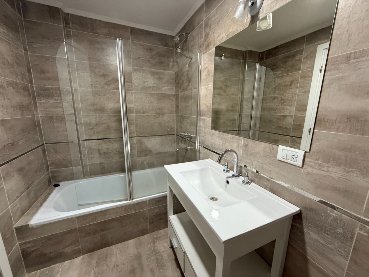 PISO DE 3 AMBIENTES CON COCHERA ZONA TORREON - STEIIA MARIS