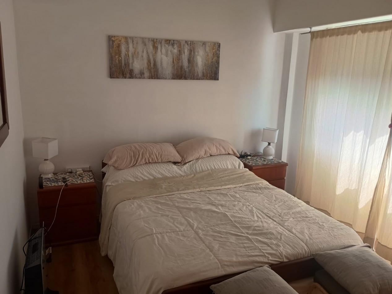 ZONA GUEMES - DOS AMBIENTES EXTERNOS CON BALCON. FRENTE UNIVERSIDAD CAECE.