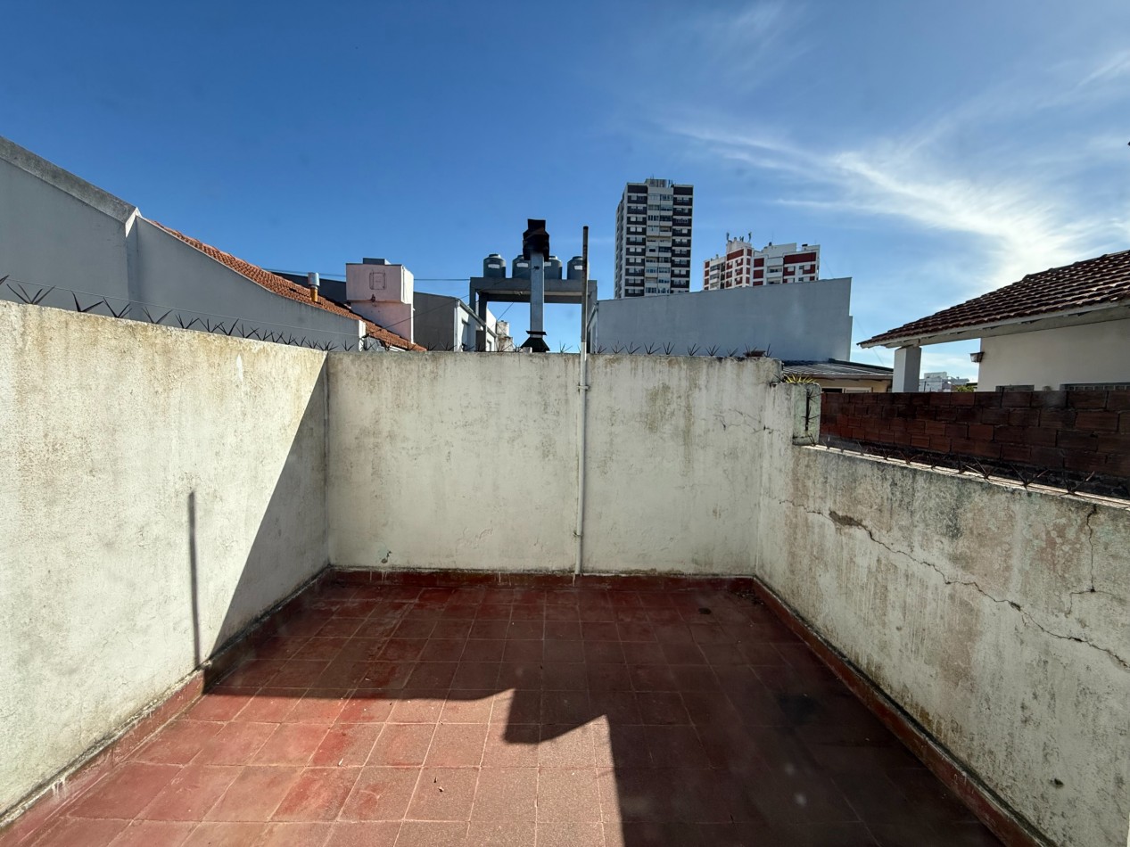 SAN JOSE - PH EN PLANTA ALTA CON GARAGE Y LOCAL CONTIGUO