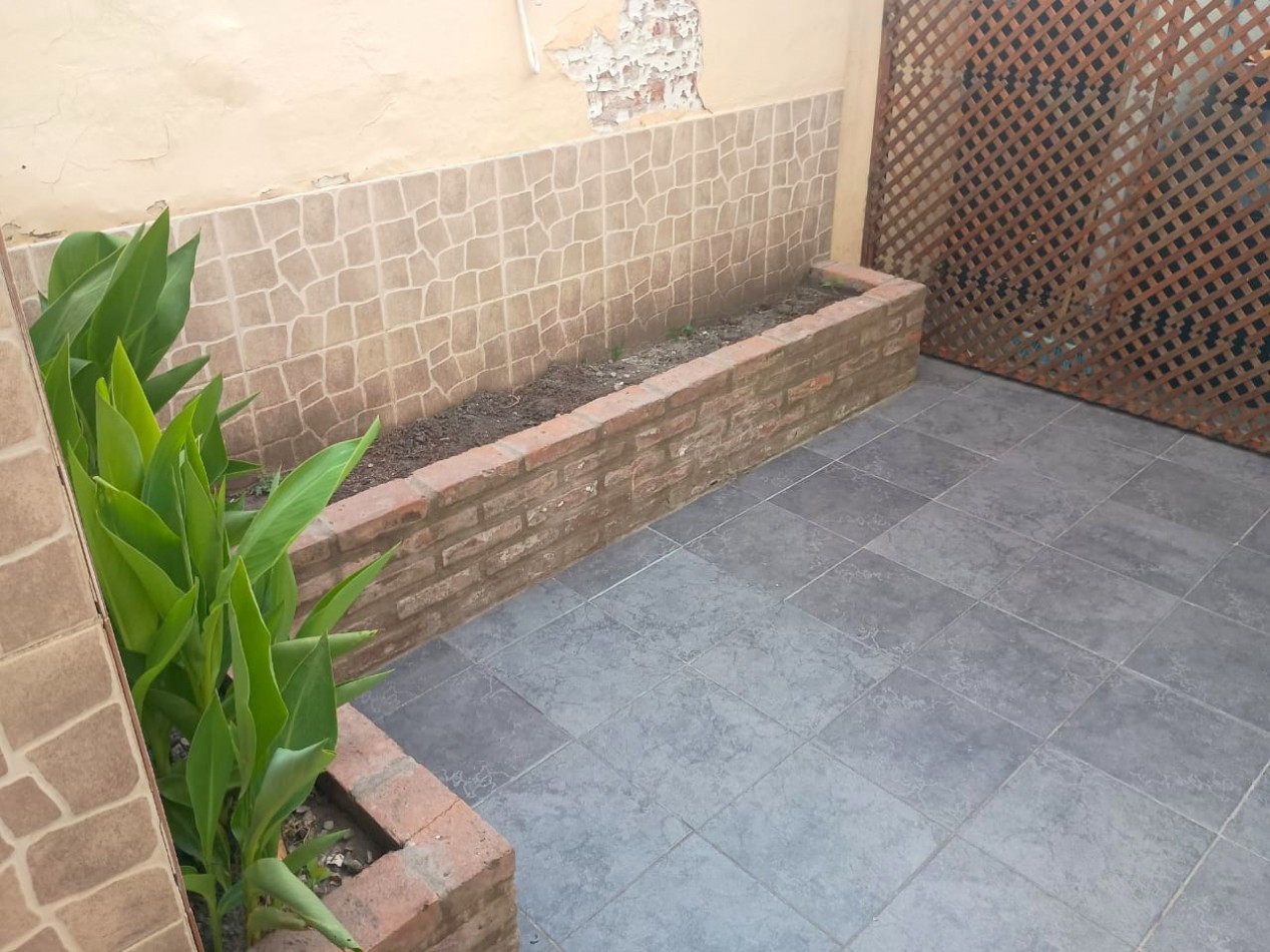 DUPLEX 3 AMBIENTES CON GARAGE 