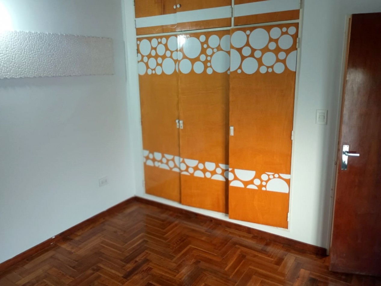 DUPLEX 3 AMBIENTES CON GARAGE 