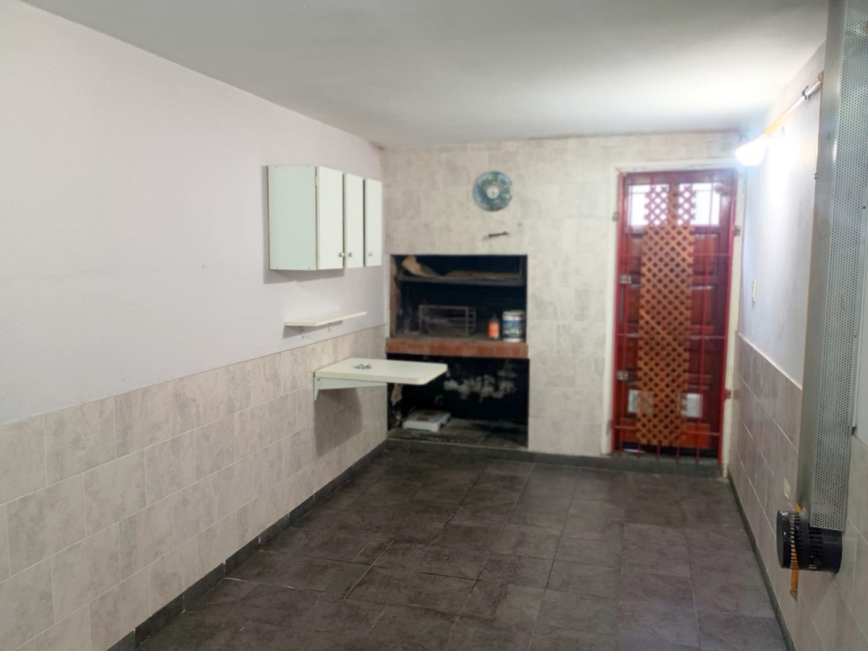 DUPLEX 3 AMBIENTES CON GARAGE 