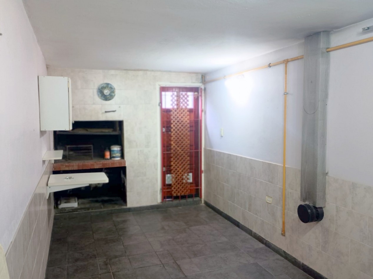 DUPLEX 3 AMBIENTES CON GARAGE 