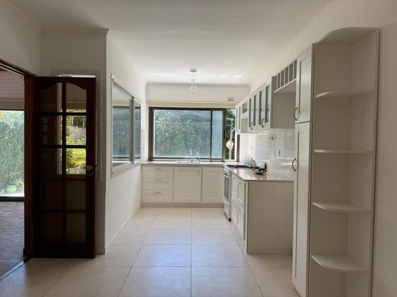 IMPORTANTE CHALET 4 AMBIENTES EN BARRIO CONSTITUCION