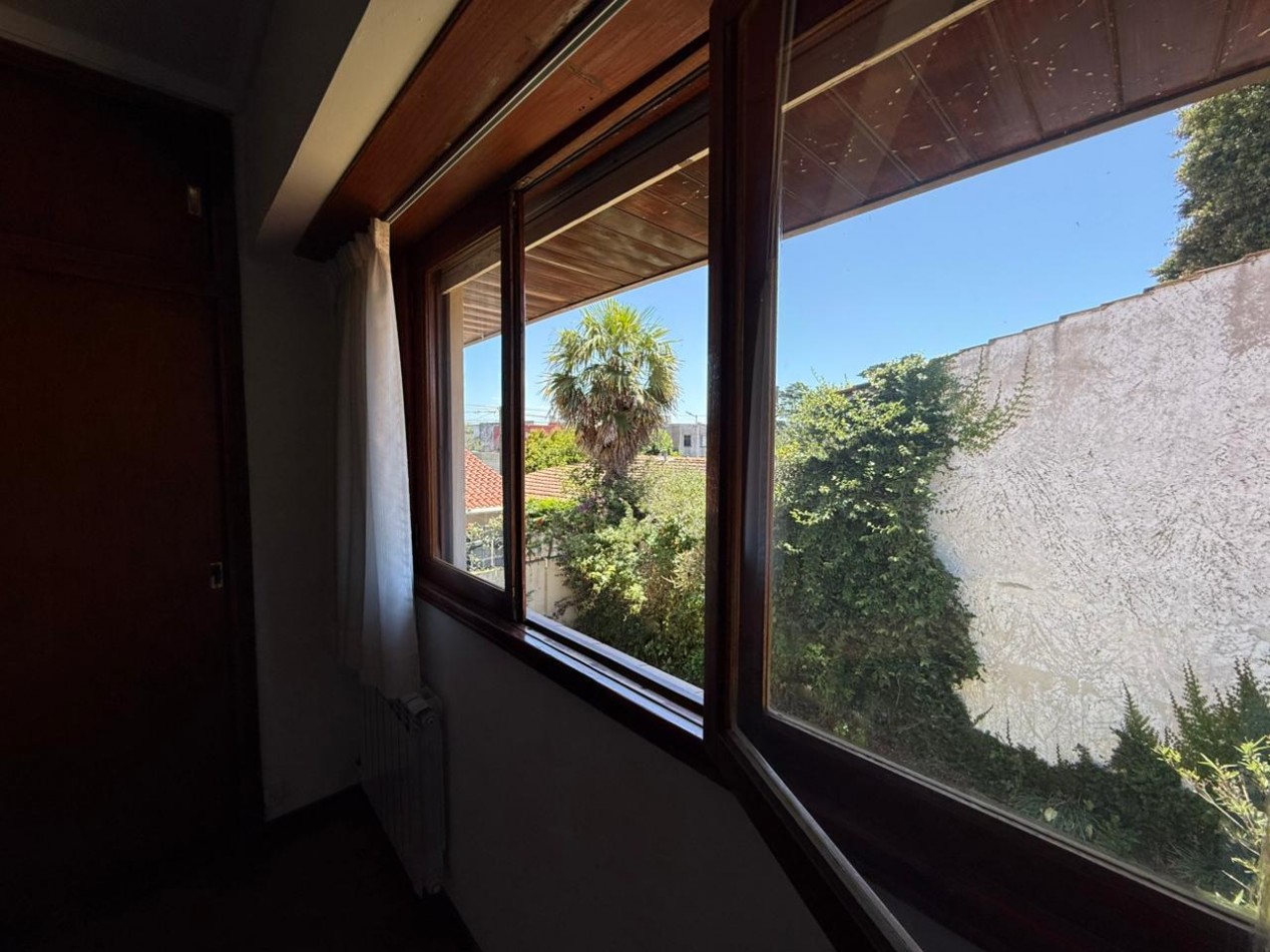 IMPORTANTE CHALET 4 AMBIENTES EN BARRIO CONSTITUCION