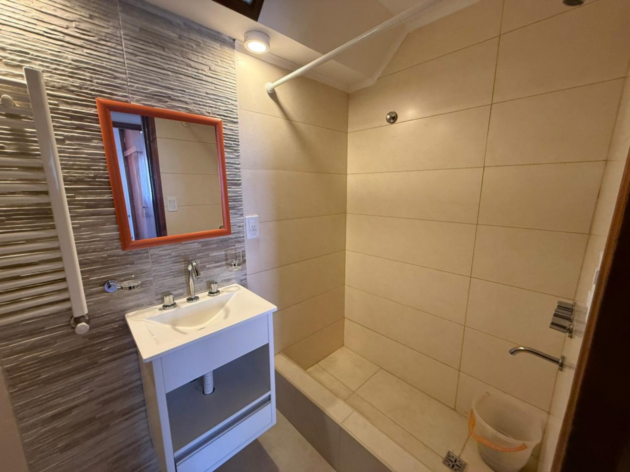 IMPORTANTE CHALET 4 AMBIENTES EN BARRIO CONSTITUCION