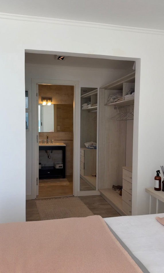 PISO 3 AMBIENTES CON BALCON - VISTA AL MAR