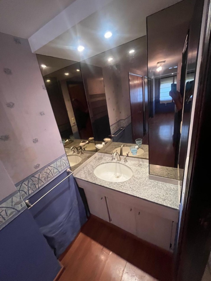 ESPECTACULAR PISO 6 AMBIENTES CON COCHERA - LA PERLA