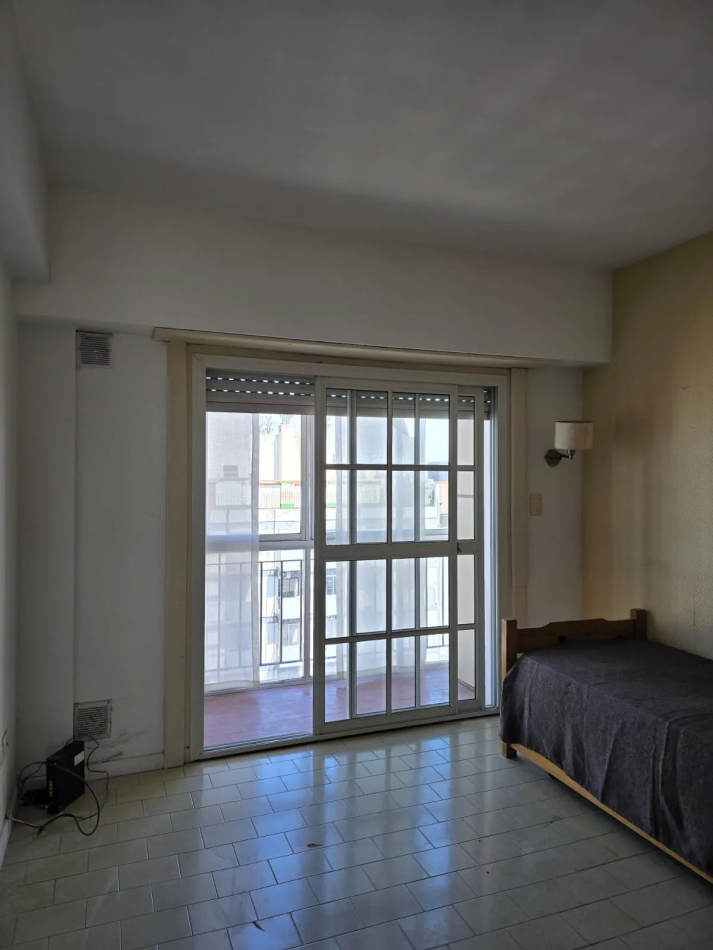DEPARTAMENTO 2 AMBIENTES EN VENTA, CENTRO A METROS DE PLAZA MITRE