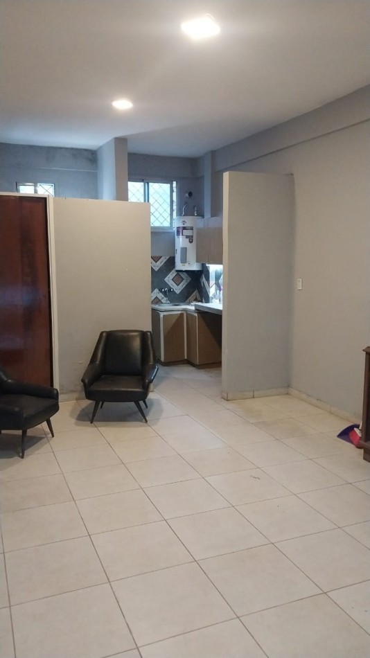 PH 1 AMBIENTE EN ALQUILER ZONA MATERNO