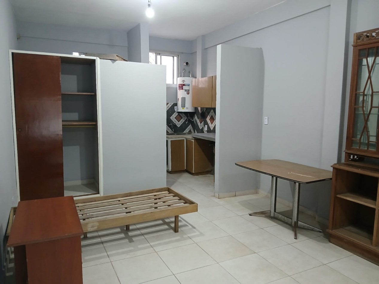 PH 1 AMBIENTE EN ALQUILER ZONA MATERNO