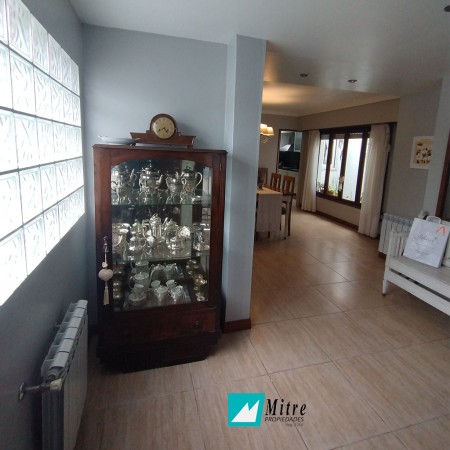 CASA EN VENTA -  PINOS DE ANCHORENA