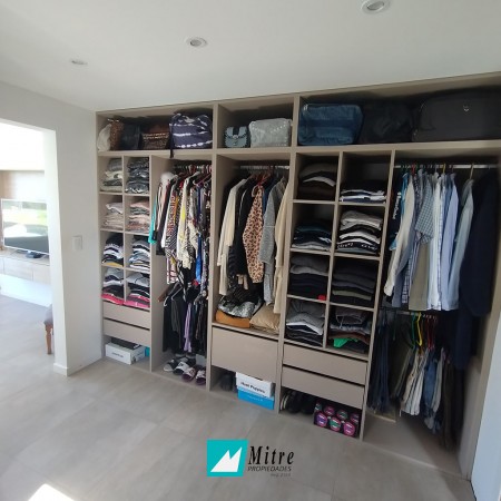 CASA EN VENTA - TIERRAS DEL MAR