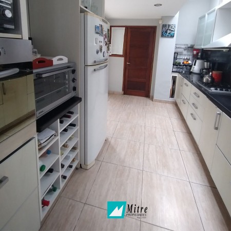 CASA EN VENTA -  PINOS DE ANCHORENA