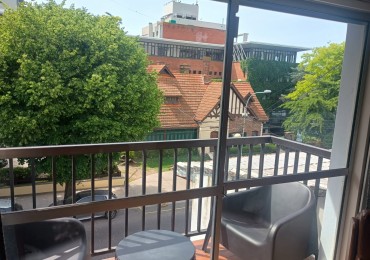 ZONA GUEMES - DOS AMBIENTES EXTERNOS CON BALCON. FRENTE UNIVERSIDAD CAECE.